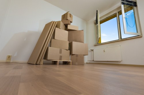 Careful loading of household furniture in Marylebone