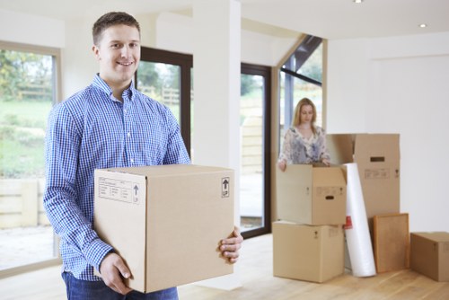 Screen-reader compatible webpage structure for Marylebone removals