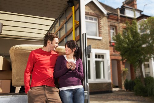 Final complaint handling and resolution process for a removal van